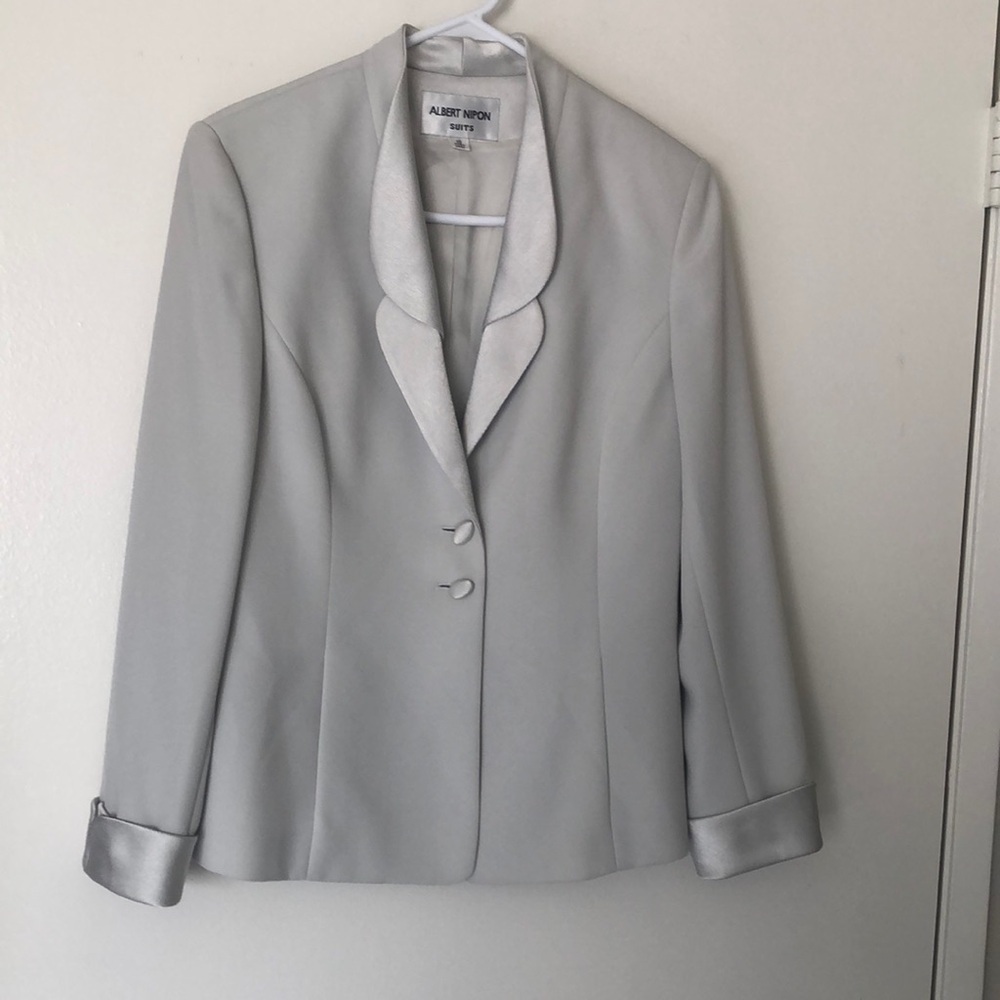 3 piece Albert Nipon suit light pearl grey wedding /party